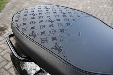 vespa sprint louis vuitton zadel|The Vespa Sprint .